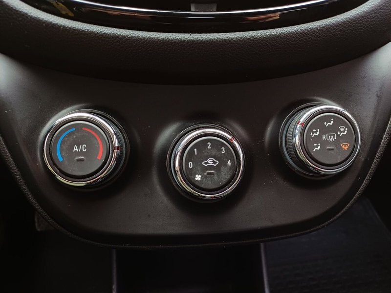 Opel Karl usata a Modena (13)