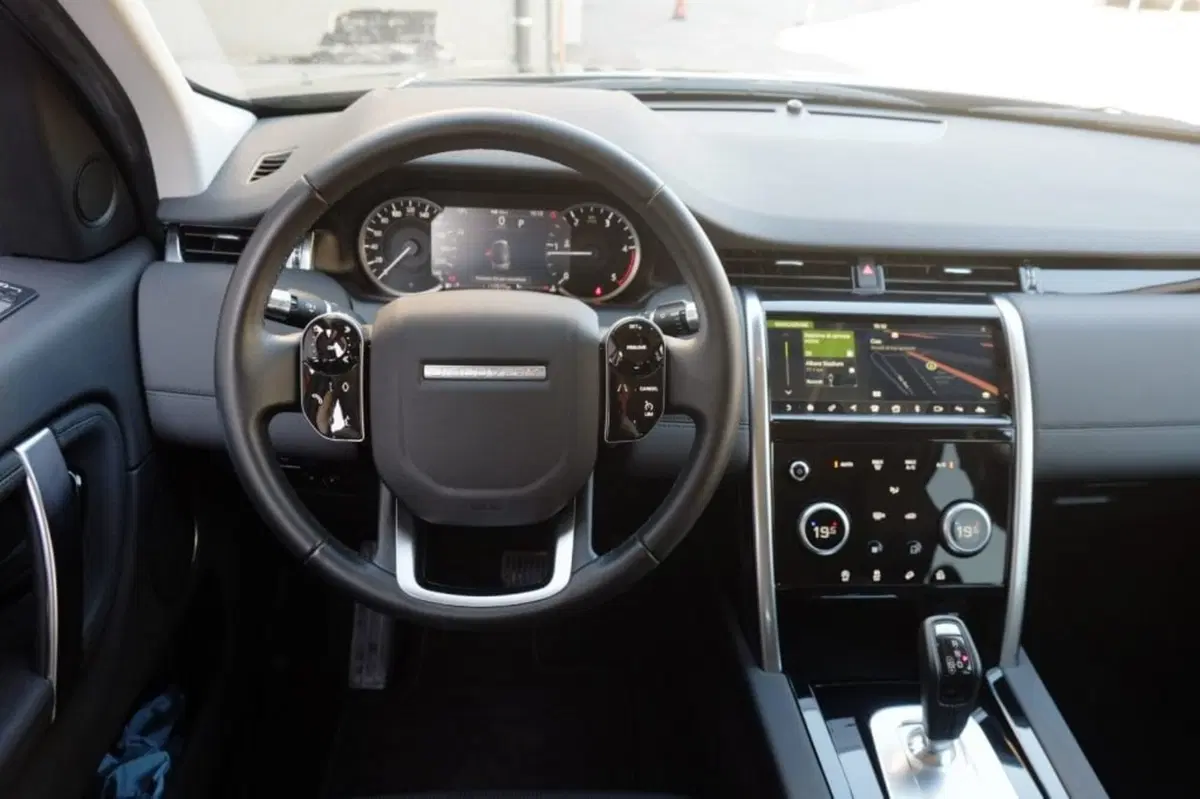 Land Rover Discovery Sport usata a Cuneo (13)