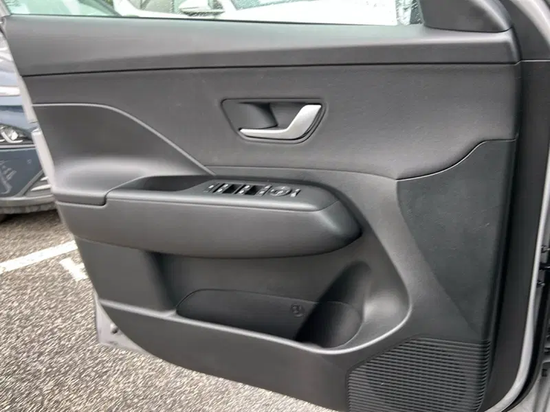 Hyundai Kona nuova a Roma (20)