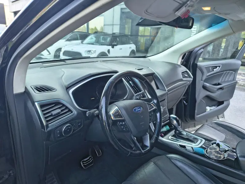 Ford Edge usata a Padova (9)