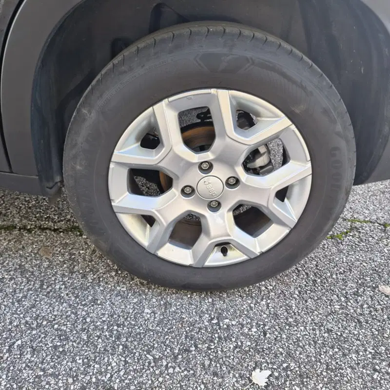 Jeep Avenger usata a Padova (9)