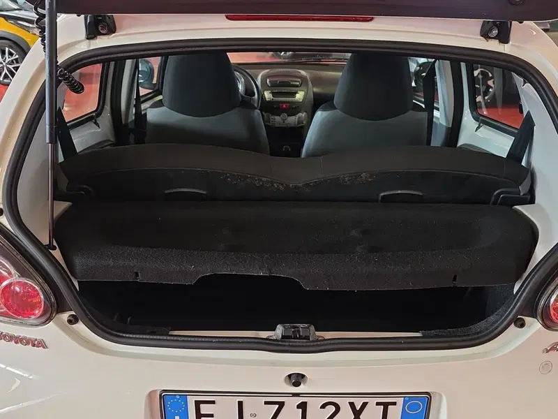 Toyota Aygo usata a Messina (6)