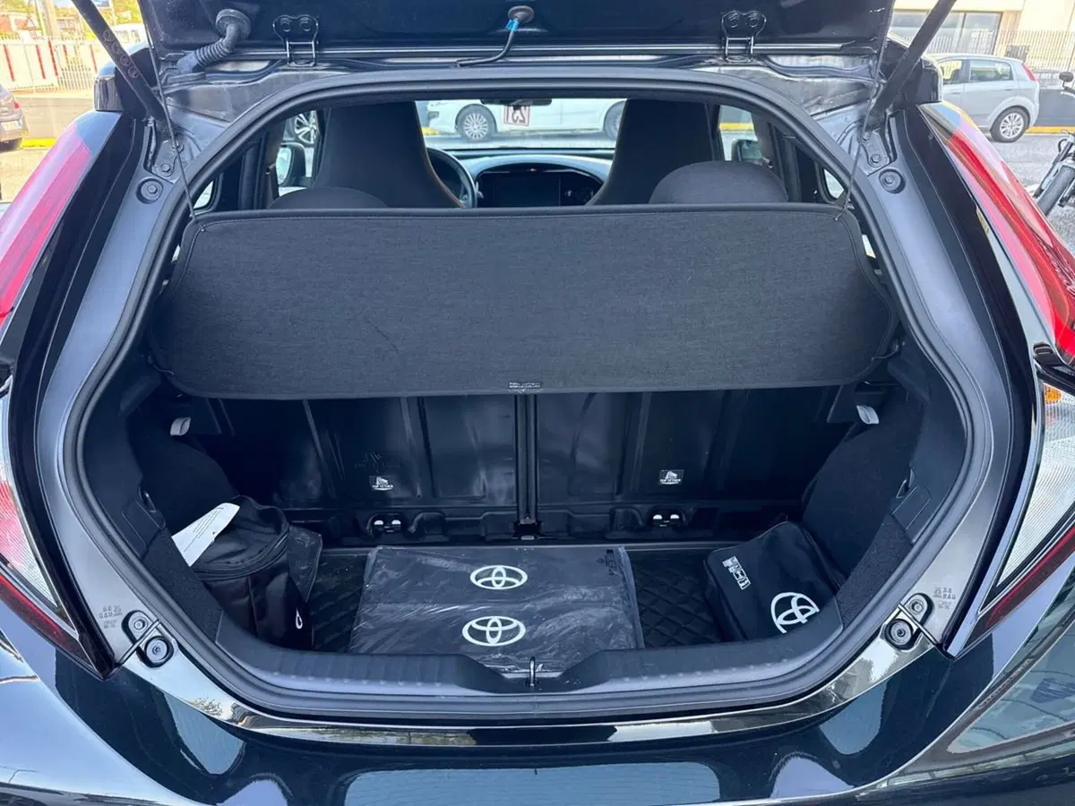 Toyota Aygo X usata a Reggio Calabria (6)