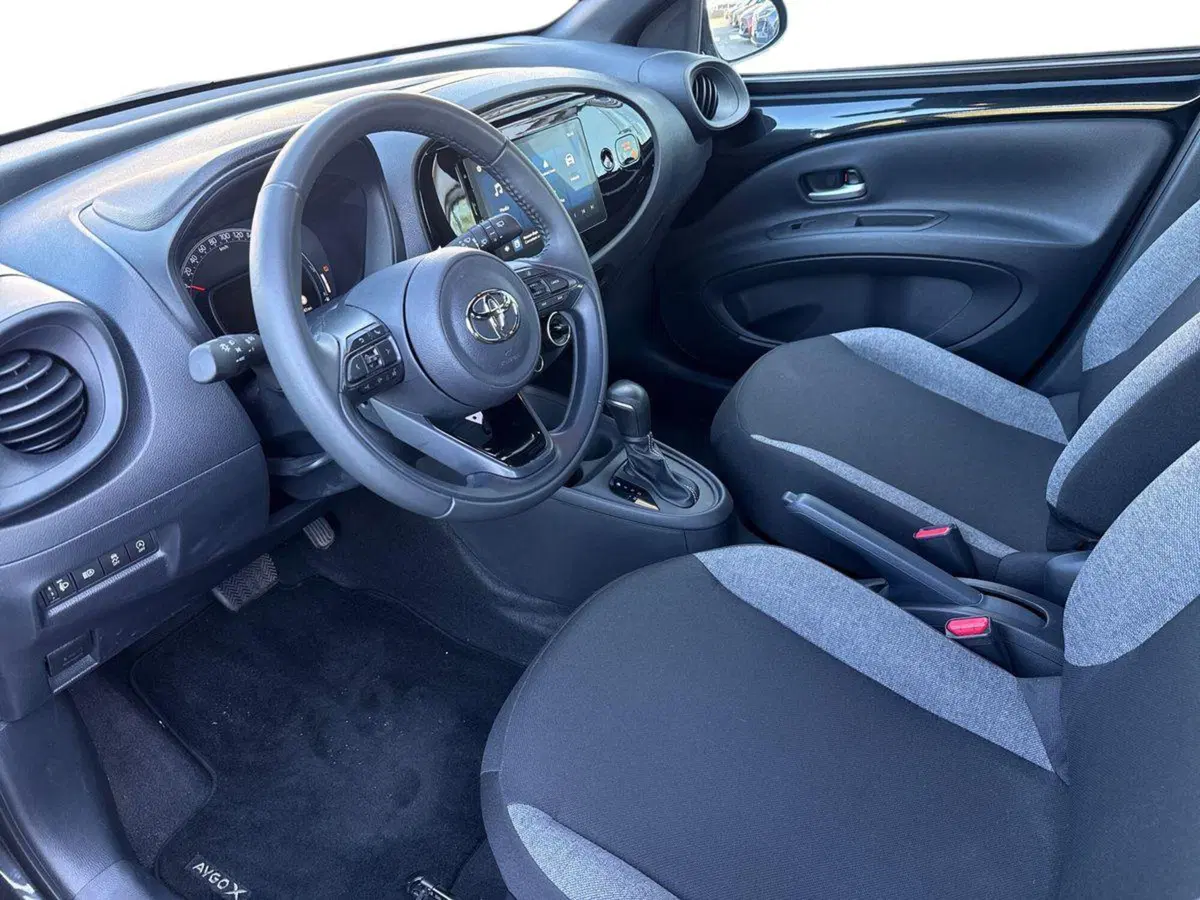 Toyota Aygo X usata a Reggio Calabria (7)