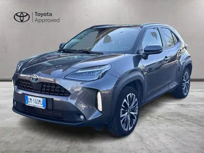 Toyota Yaris Cross 1.5 Hybrid 5p. E-CVT Lounge del 2023 usata a Reggio Calabria