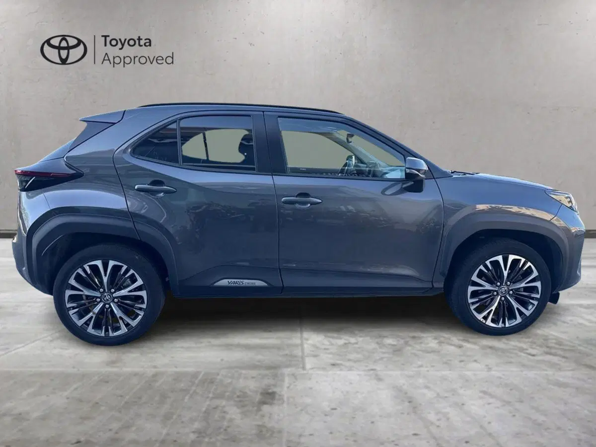 Toyota Yaris Cross usata a Reggio Calabria (4)