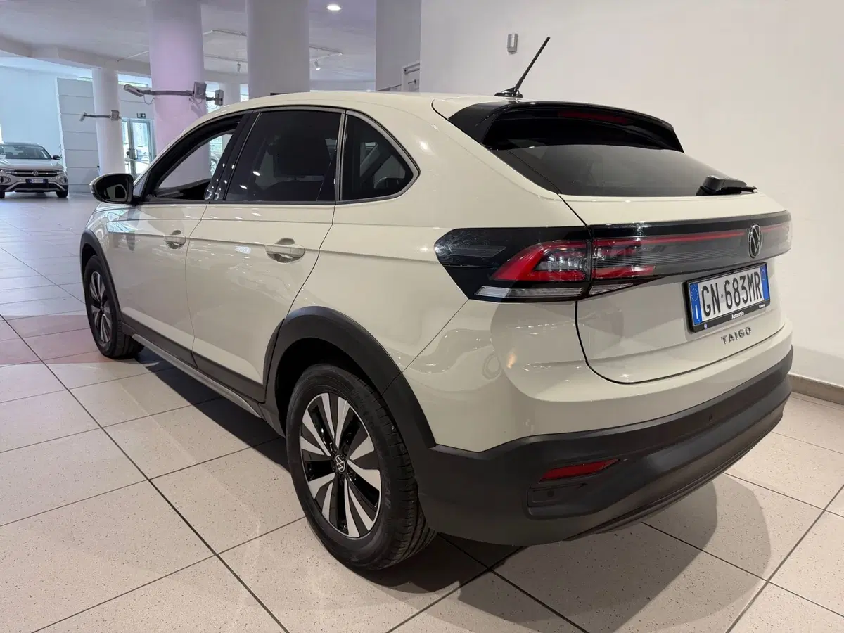 Volkswagen Taigo usata a Genova (3)