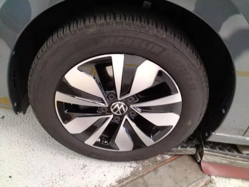Volkswagen Golf usata a Milano (9)