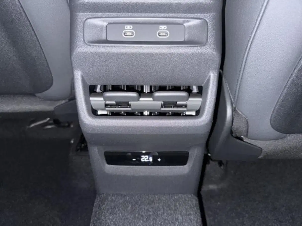 Audi Q3 Sportback nuova a Milano (11)
