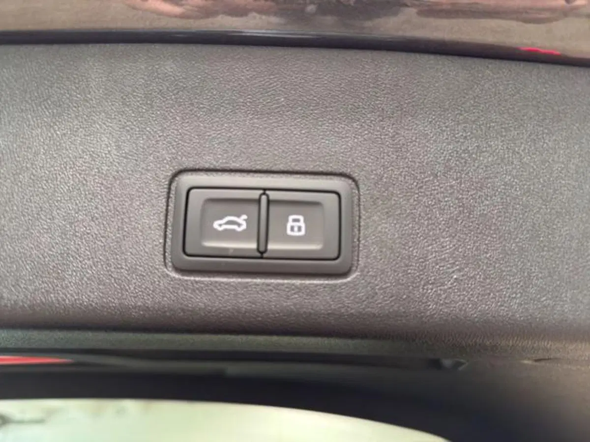 Audi Q3 Sportback nuova a Milano (19)