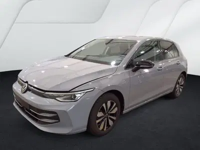 Volkswagen Golf 1.5 tsi Life 115cv del 2025 usata a Magenta
