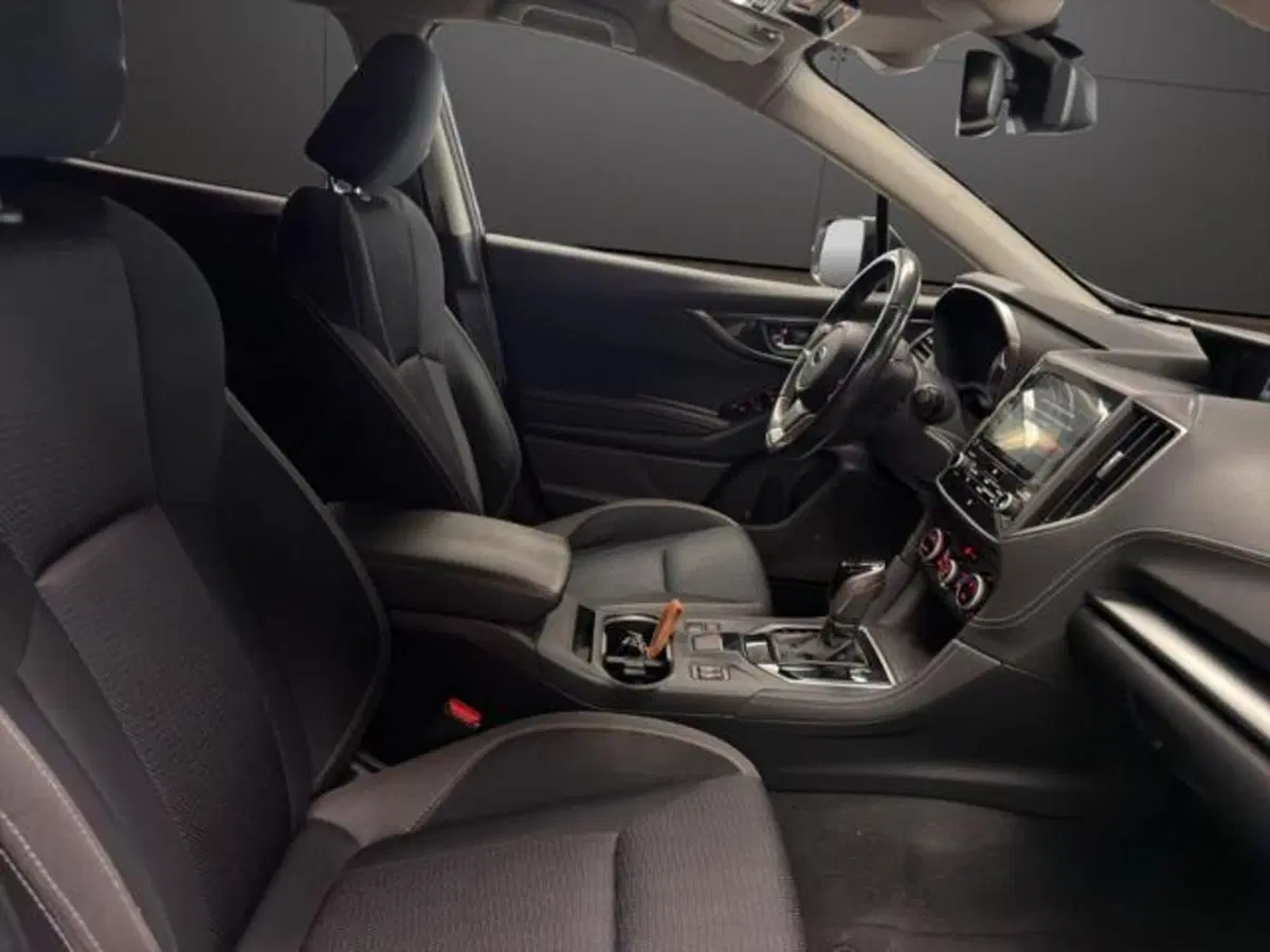 Subaru Impreza usata a Milano (11)
