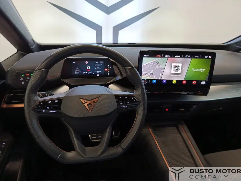Cupra Born usata a Varese (11)