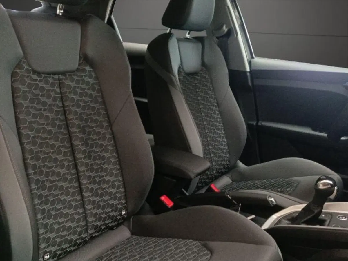 Audi A1 Sportback nuova a Novara (11)