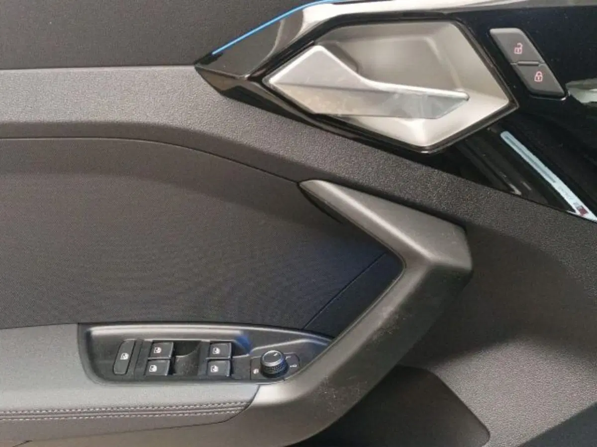 Audi A1 Sportback nuova a Novara (13)