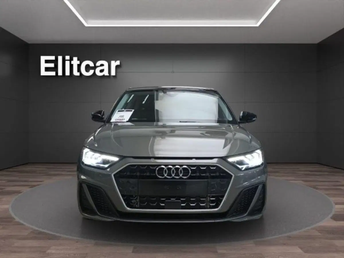 Audi A1 Sportback nuova a Novara (2)