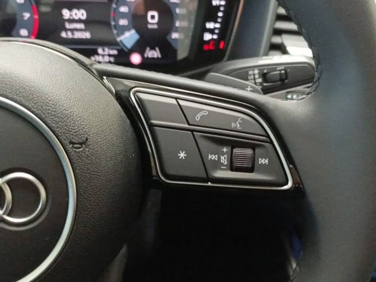 Audi A1 Sportback nuova a Novara (12)