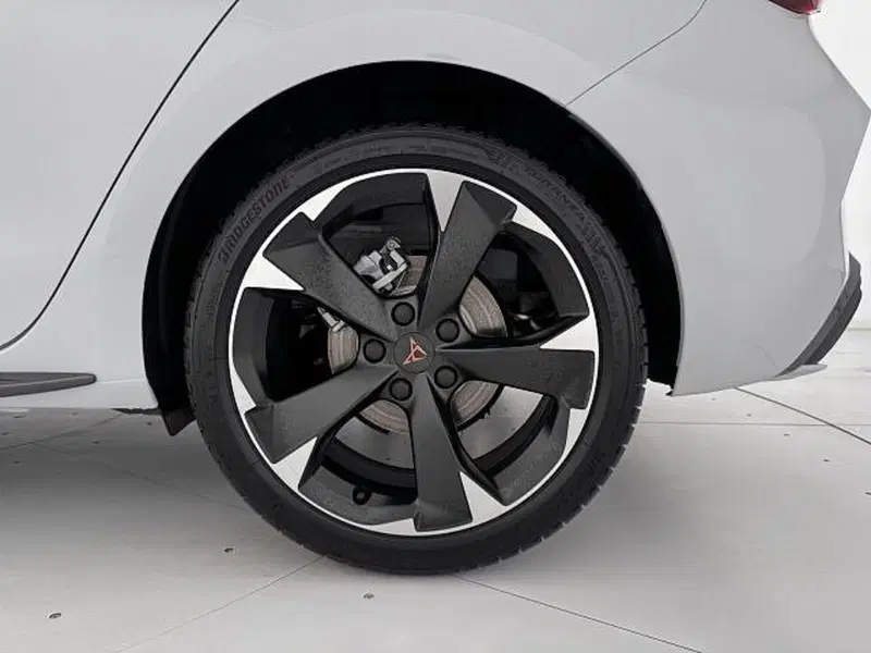 Cupra Leon usata a Vicenza (6)