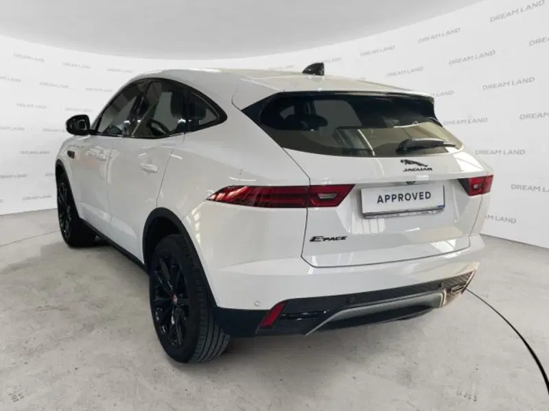 Jaguar E-Pace usata a Livorno (13)