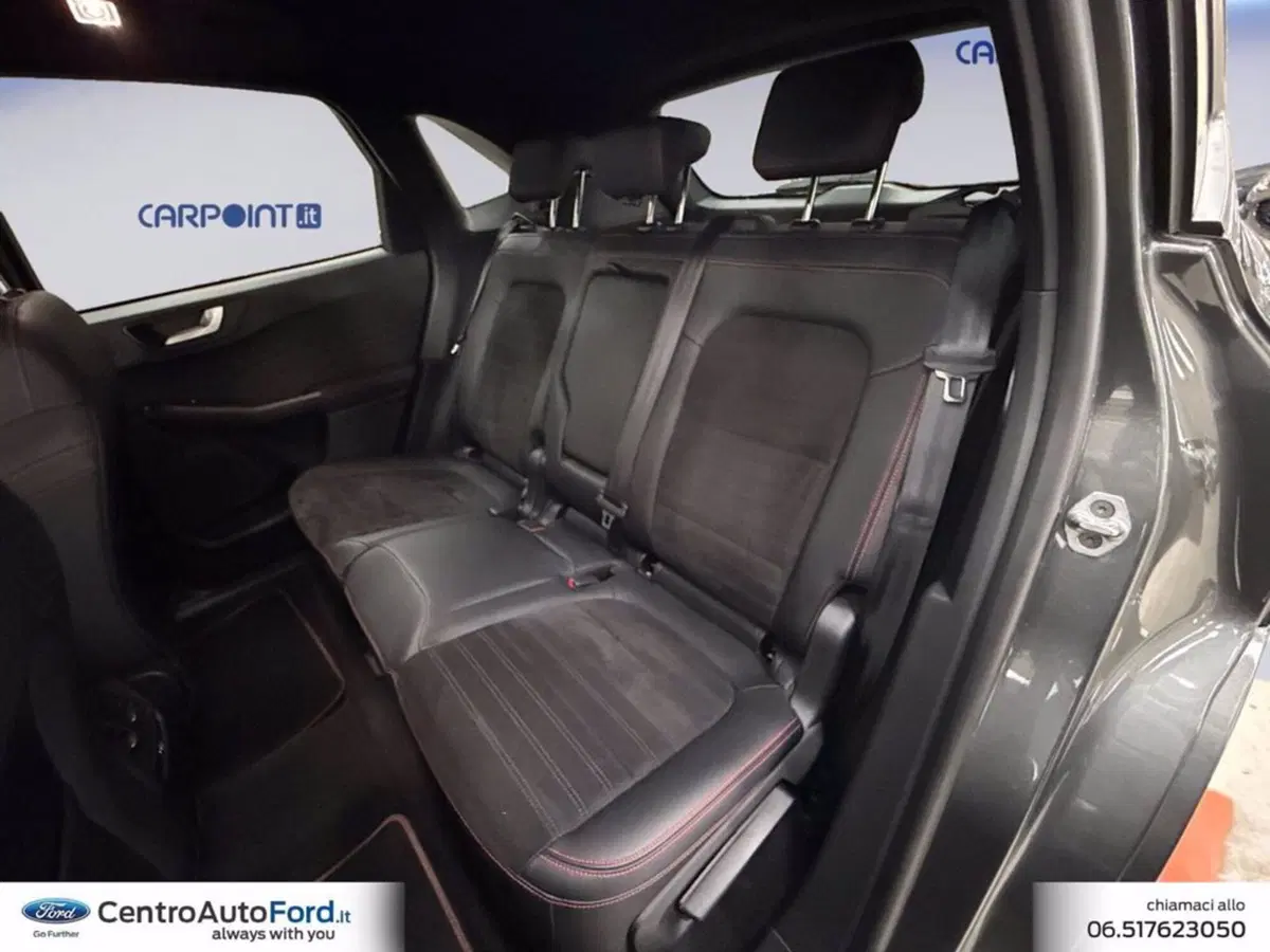 Ford Kuga usata a Roma (13)