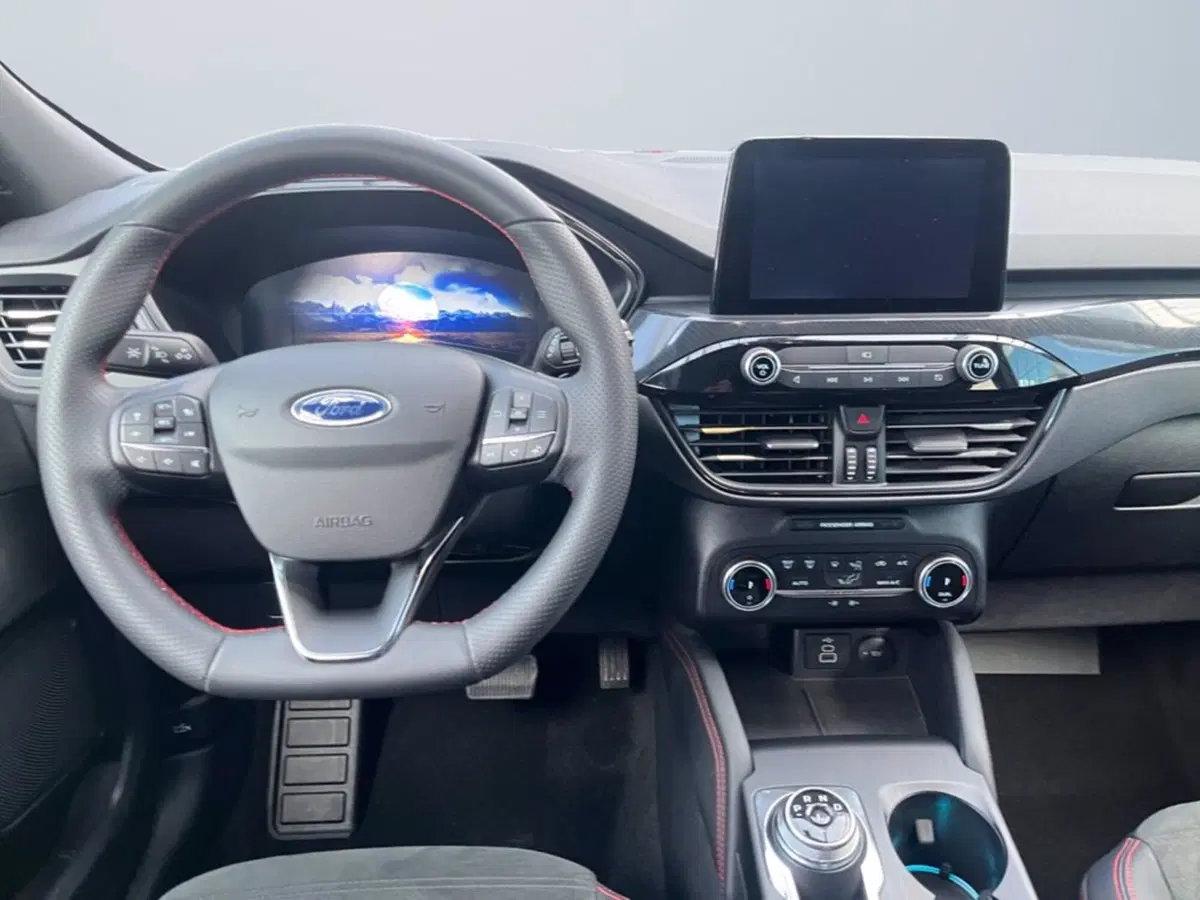 Ford Kuga usata a Milano (11)