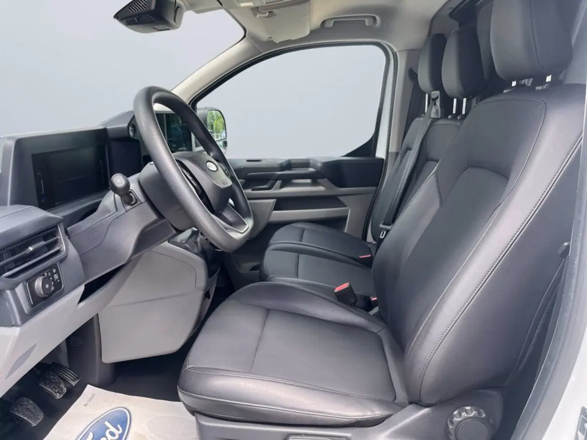 Ford Transit Custom Furgone usata a Milano (10)