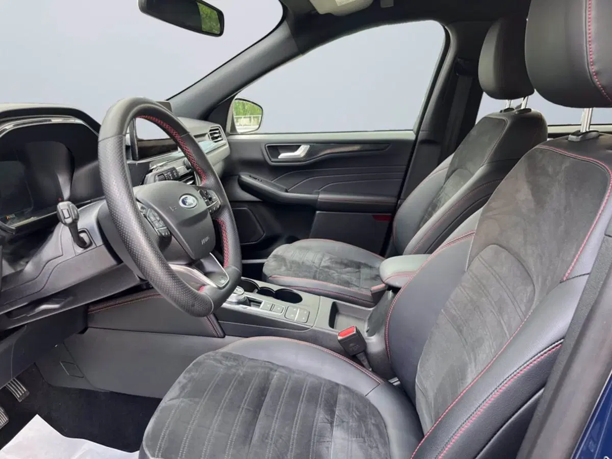 Ford Kuga usata a Milano (10)