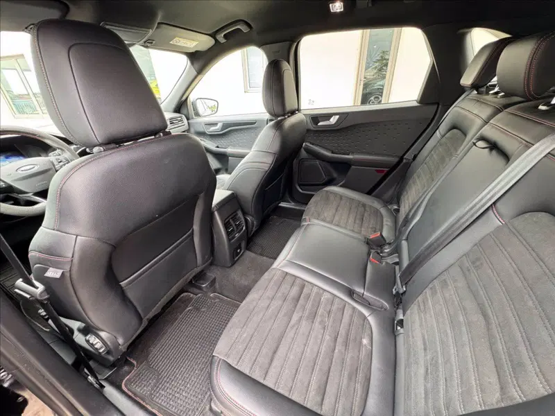 Ford Kuga usata a Matera (12)