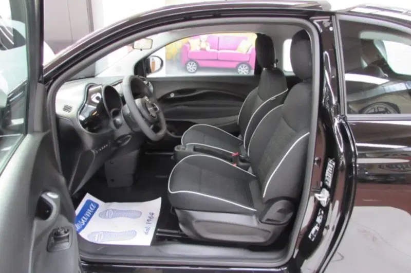 Fiat 500e usata a Milano (6)