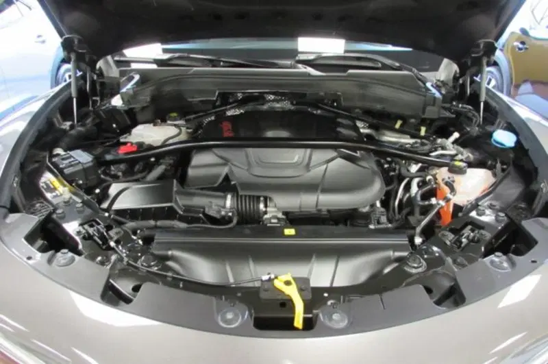 Alfa Romeo Stelvio usata a Milano (17)
