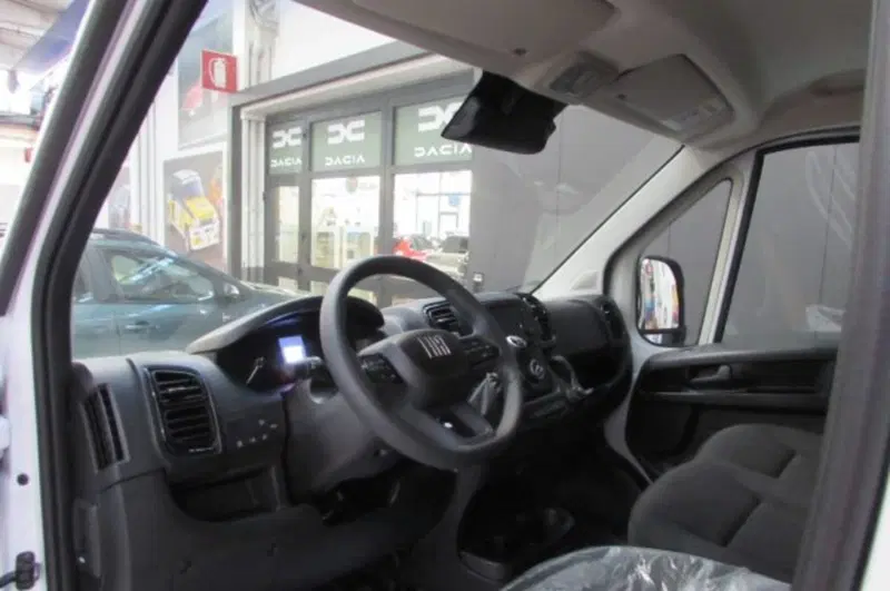 Fiat Ducato Furgone nuova a Milano (7)