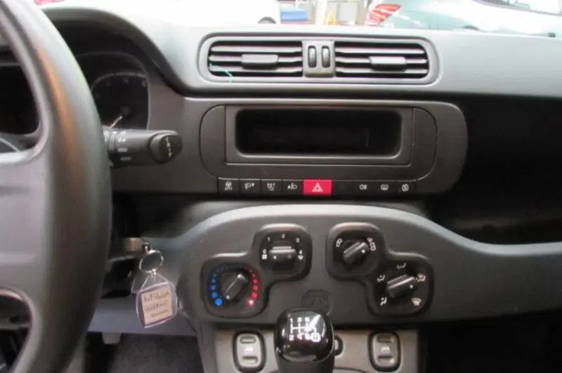 Fiat Panda usata a Milano (7)