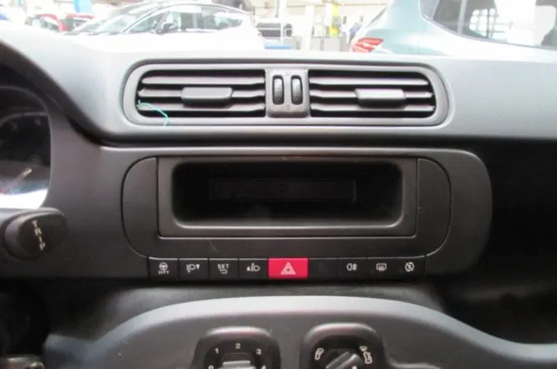 Fiat Panda usata a Milano (8)