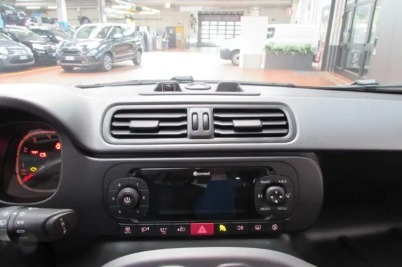 Fiat Panda usata a Milano (8)