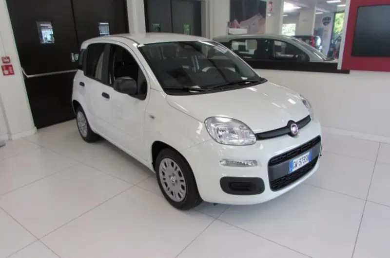 Fiat Panda nuova a Milano (2)