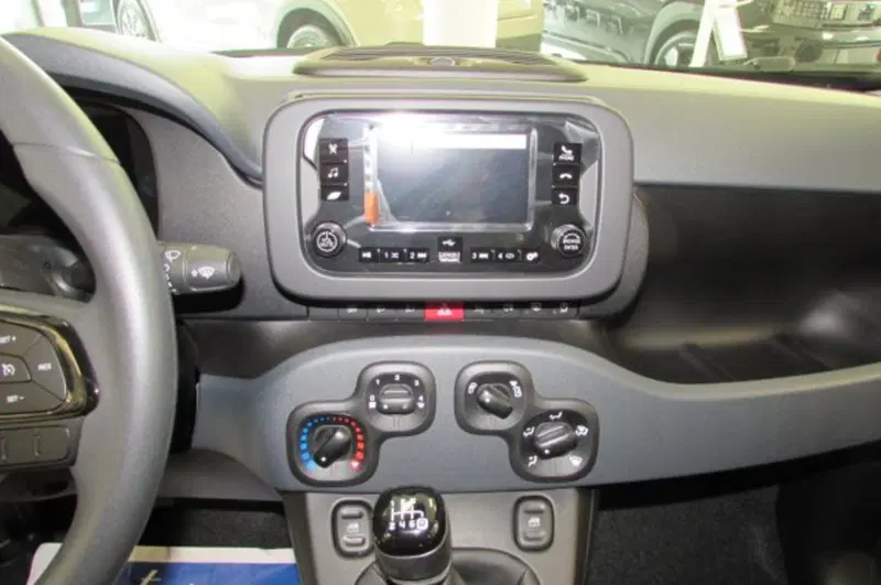 Fiat Panda nuova a Milano (7)