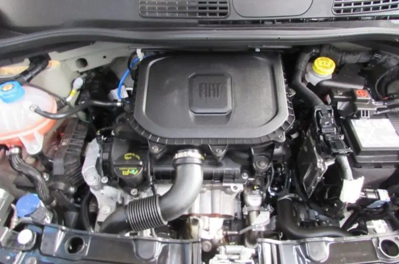 Fiat Panda Cross usata a Milano (18)