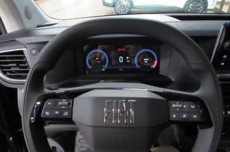 Fiat Ulysse nuova a Milano (9)