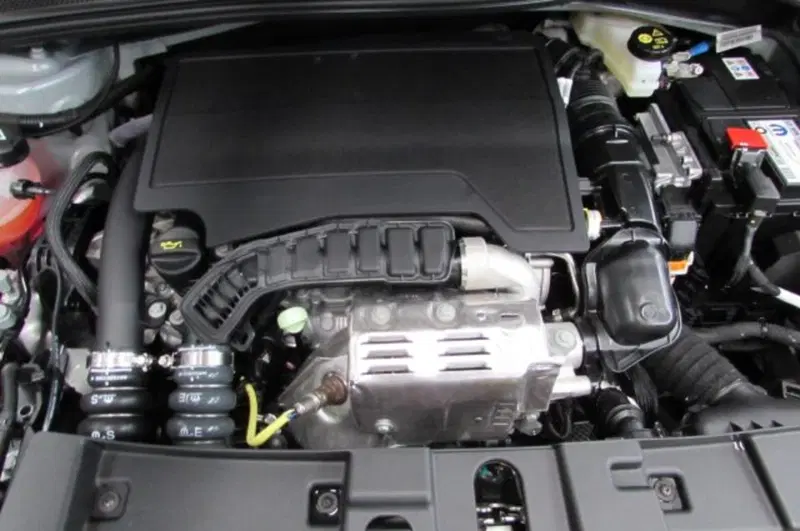 Jeep Avenger nuova a Milano (18)