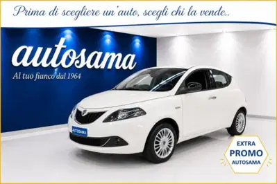 Lancia Ypsilon 1.0 FireFly 5 porte S&amp;S Hybrid Ecochic Gold del 2022 usata a Rho
