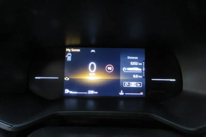 Renault Clio usata a Milano (10)