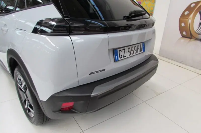 Peugeot 2008 usata a Milano (15)
