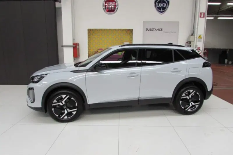 Peugeot 2008 usata a Milano (4)
