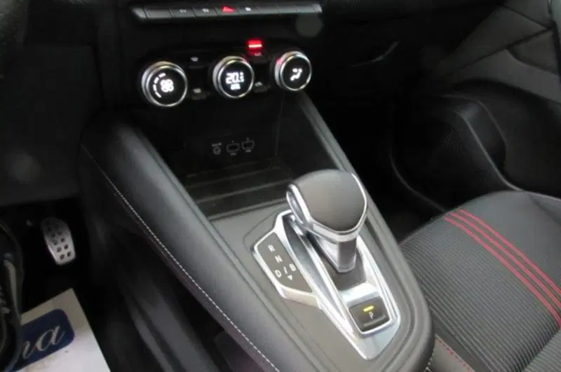 Renault Captur usata a Milano (10)
