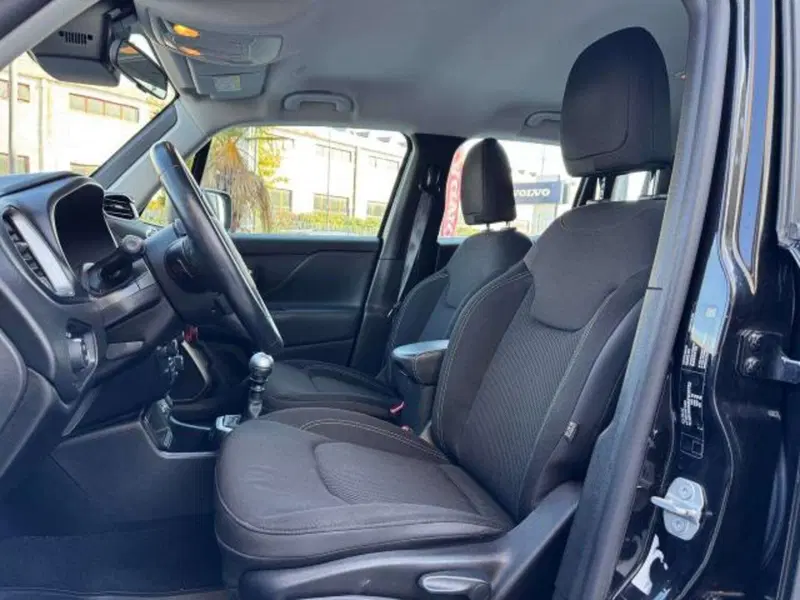 Jeep Renegade usata a Savona (10)