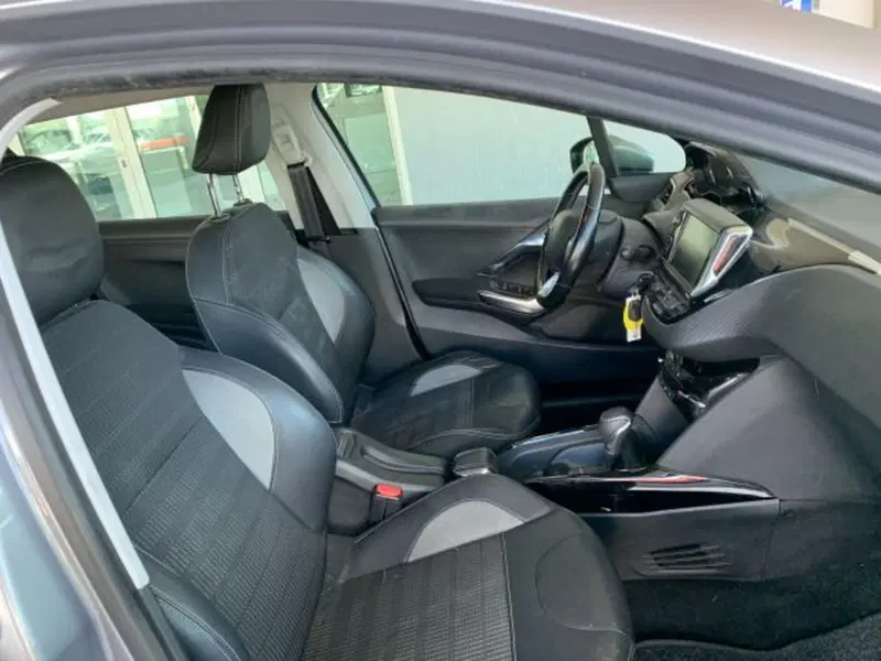 Peugeot 2008 usata a Trieste (7)