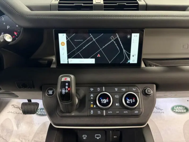 Land Rover Defender usata a Cuneo (10)