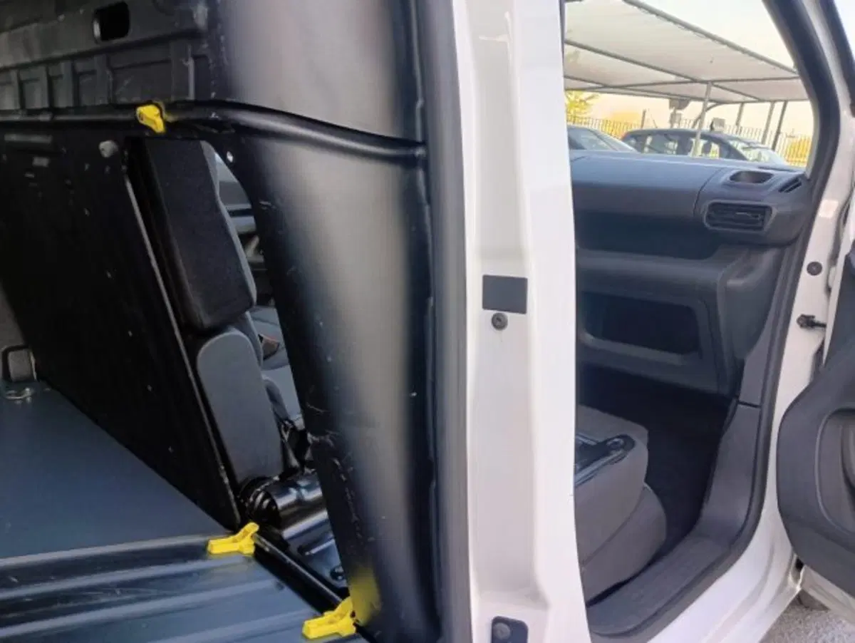 Opel Combo Furgone usata a Brescia (13)