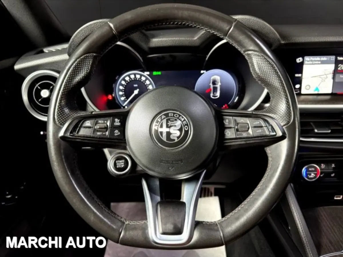 Alfa Romeo Stelvio usata a Perugia (13)