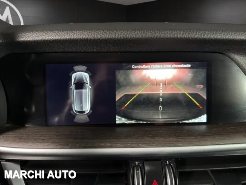 Alfa Romeo Stelvio usata a Perugia (17)